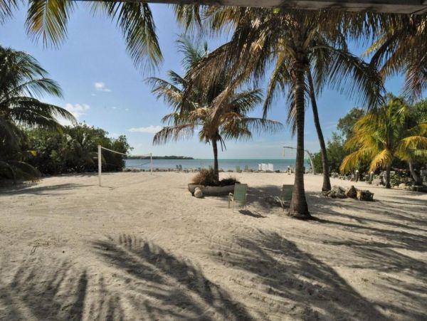 4 Bedroom Florida Keys Vacation Home Plus Guest House