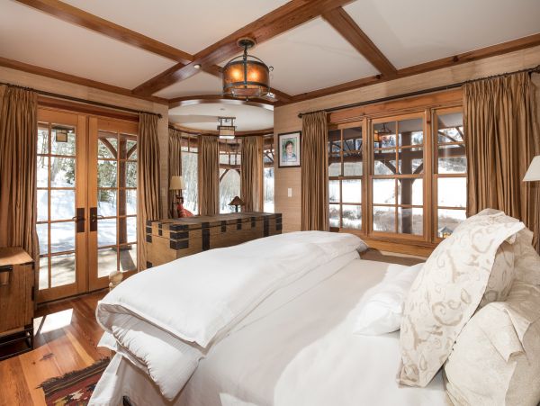 Wonderful Ranch with Main House and Guest House near Aspen