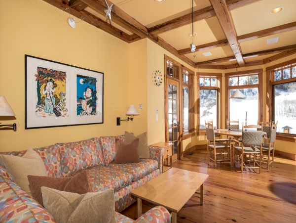 Wonderful Ranch with Main House and Guest House near Aspen
