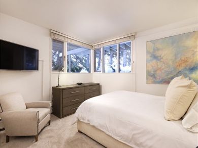 The Ultimate Aspen Downtown 7 Bedroom Ski Home