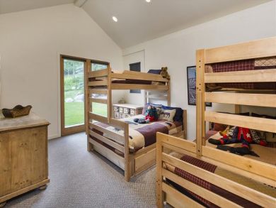 Aspen Home 924347