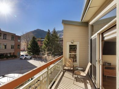 Aspen Home 924355 Aspen Home 924355