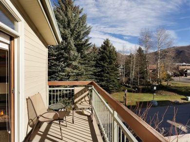 Aspen Home 924355 Aspen Home 924355