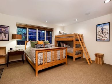 Aspen Home 924374
