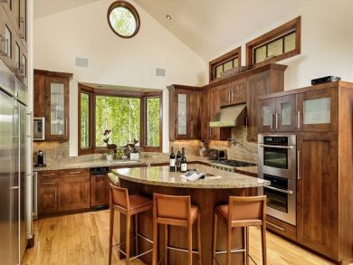 Aspen Home 924383 Aspen Home 924383