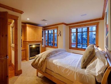 Aspen Home 924389