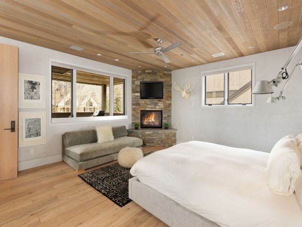 Aspen Home with Red Mountain View