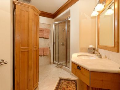 Aspen Home 924392 Aspen Home 924392