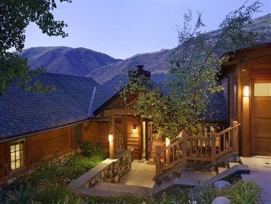 Aspen Home 924402 Aspen Home 924402
