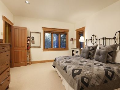 Aspen Home 924402 Aspen Home 924402