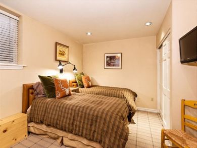 Aspen Home 924404
