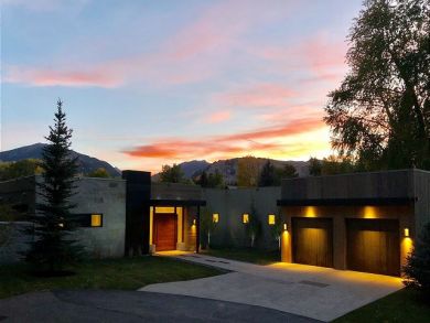 Aspen Home 924408