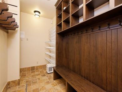 Aspen Home 924411 Aspen Home 924411