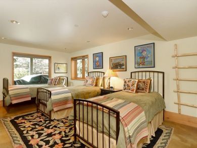 Aspen Home 924413 Aspen Home 924413
