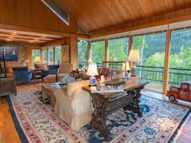 Aspen Home 924420 Aspen Home 924420