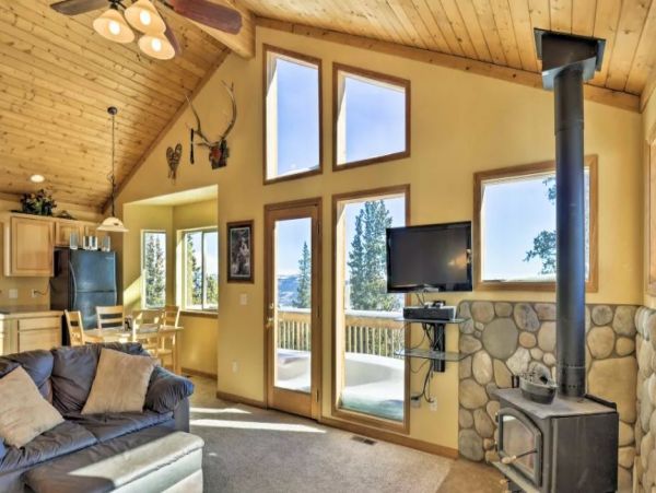 Mountain Views Breckenridge Vacation Home Sleeps 10 Guests