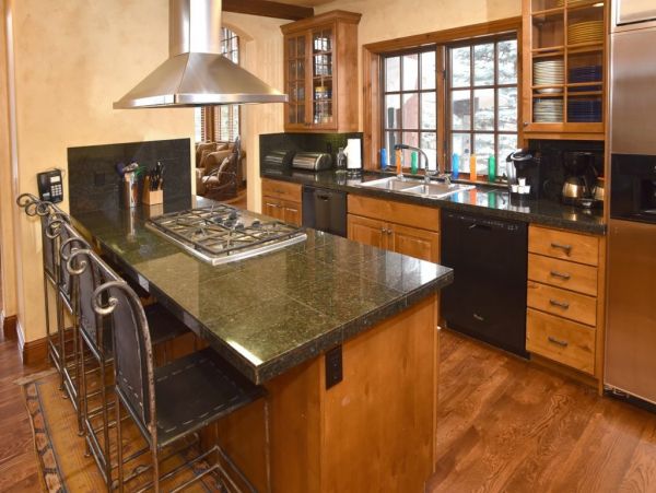 Beautiful Edwards Vacation Home Sleeps Fourteen Guests