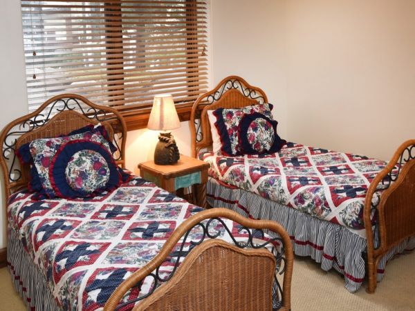 Beautiful Edwards Vacation Home Sleeps Fourteen Guests