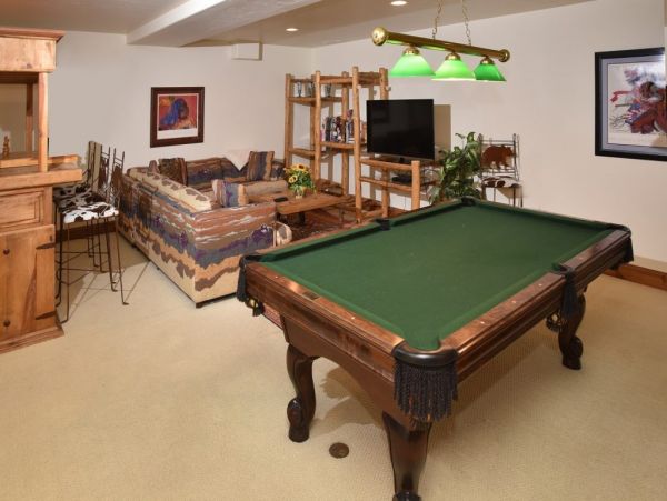 Beautiful Edwards Vacation Home Sleeps Fourteen Guests