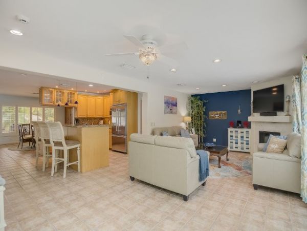 Walk to Beach Three Bedroom Vacation Home in Siesta Key - additional view, photo 4