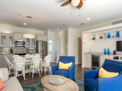 Ocean Front Miramar Luxury Home Plus Guest House
