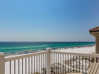Ocean Front Miramar Luxury Home Plus Guest House