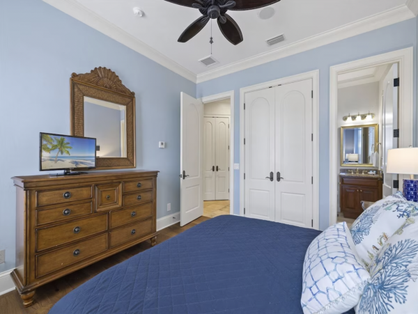 150 yards to the Beach Six Bedroom  Luxury Vacation Home in Captiva