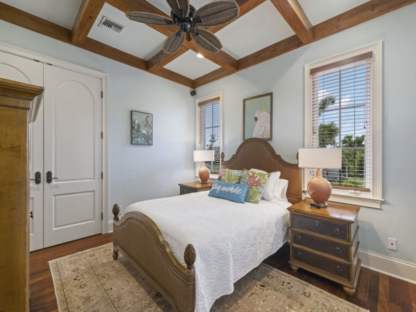150 yards to the Beach Six Bedroom  Luxury Vacation Home in Captiva