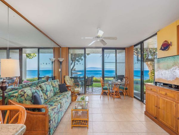 Breathtaking Views Napili Vacation Condo Sleeps Four Guests