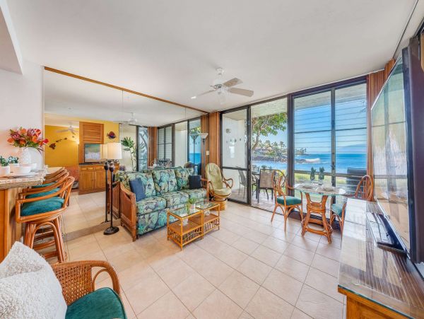 Breathtaking Views Napili Vacation Condo Sleeps Four Guests