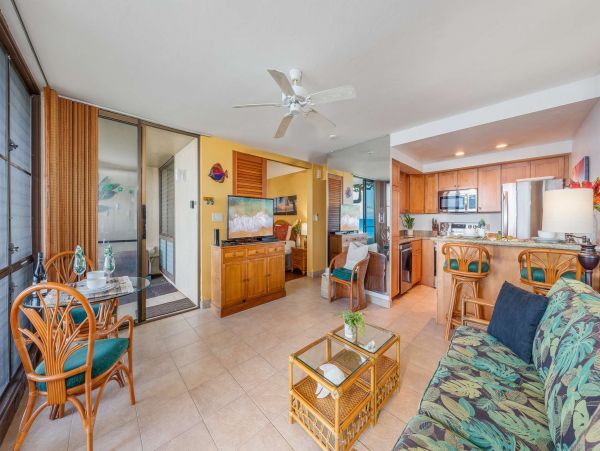 Breathtaking Views Napili Vacation Condo Sleeps Four Guests