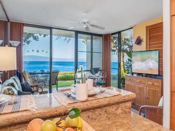 Breathtaking Views Napili Vacation Condo Sleeps Four Guests