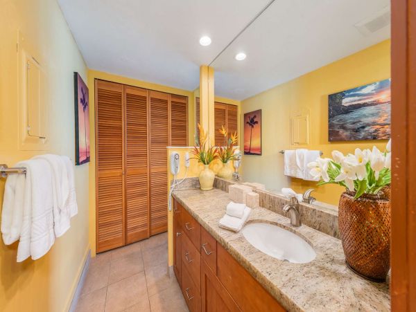 Breathtaking Views Napili Vacation Condo Sleeps Four Guests
