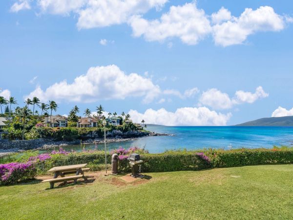 Breathtaking Views Napili Vacation Condo Sleeps Four Guests