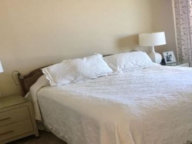 Oceanfront Marco Island Vacation Condo Sleeps Four Guests