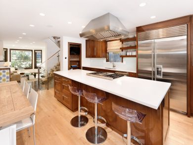 Luxurious Three Bedroom Home Walk to Aspen Mountain