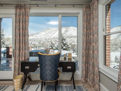 Aspen Three Bedroom Penthouse Sleeps Six Guests