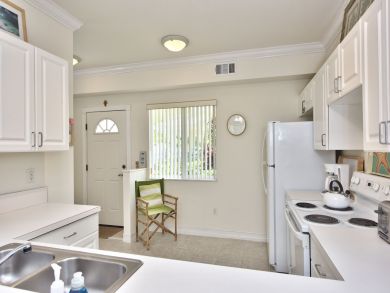 Naples Two Bedroom Vacation Condo, Gated Community