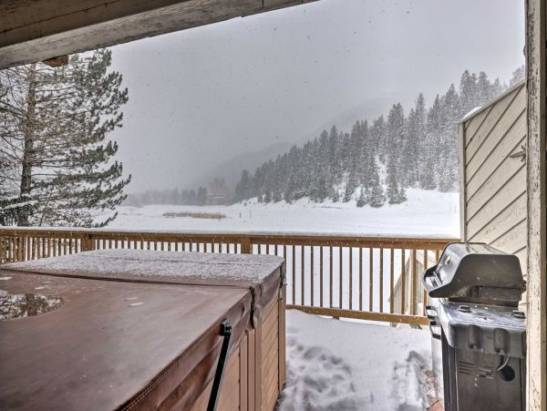 Avon Upscale Six Bedroom Home Rental Sleeps Fourteen Guests