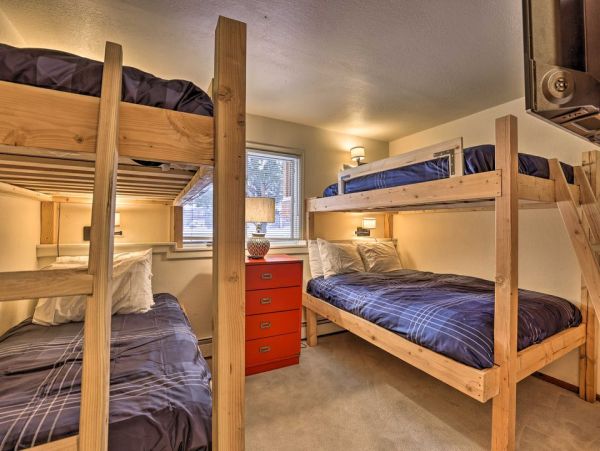 Avon Upscale Six Bedroom Home Rental Sleeps Fourteen Guests
