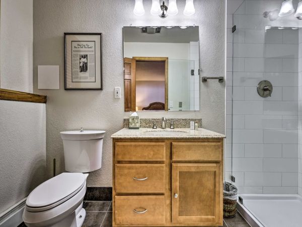 Avon Upscale Six Bedroom Home Rental Sleeps Fourteen Guests