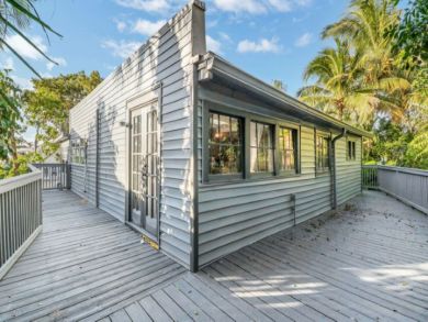 Fort Myers Vacation Home Sleeps Six Guests