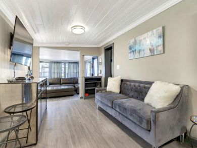 Fort Myers Vacation Home Sleeps Six Guests