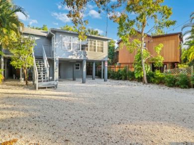 Fort Myers Vacation Home Sleeps Six Guests