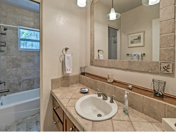 Walk to Beach Three Bedroom Pool Home in Siesta Key