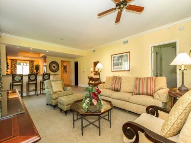 Naples Two Bedroom Vacation Condo