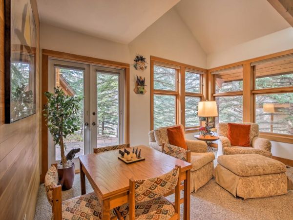 Walk to Lifts Two Bedroom Vacation Home with Private Sauna