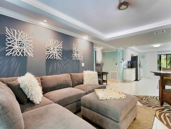 Fort Myers Vacation Rental Sleeps Two Guests Walk To Beach
