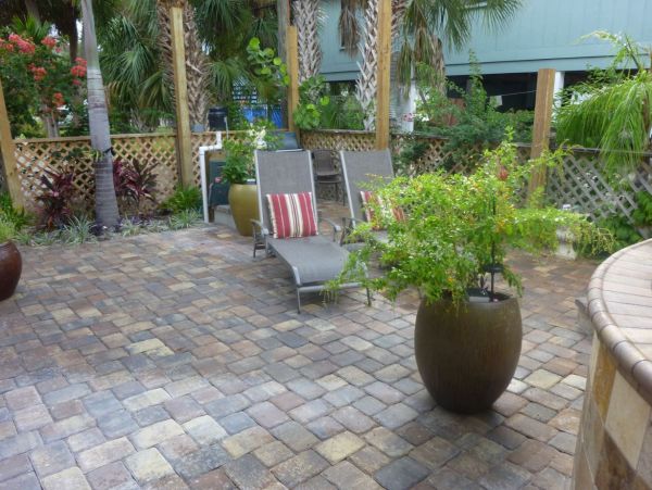 Fort Myers Vacation Rental Sleeps Two Guests Walk To Beach