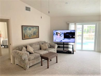 Canal Front 3 Bedrooms Home Sleeps 8 Guests in Marco Island